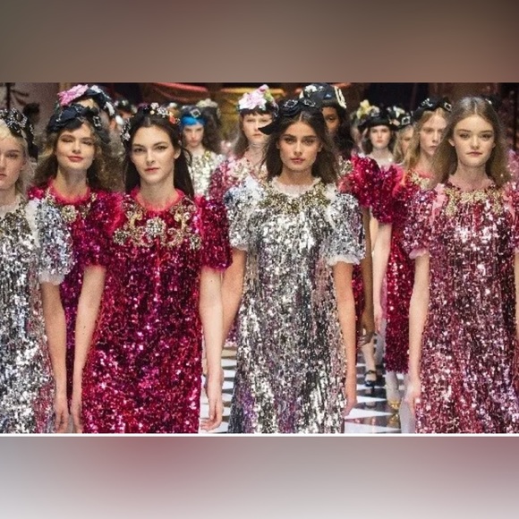 Pink beads detail sequin dress - Picture 2 of 9